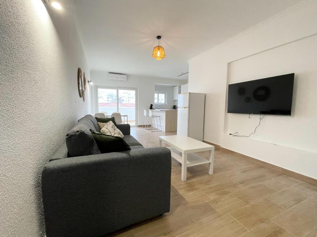Albufeira Centre Apartment With Pool Buitenkant foto